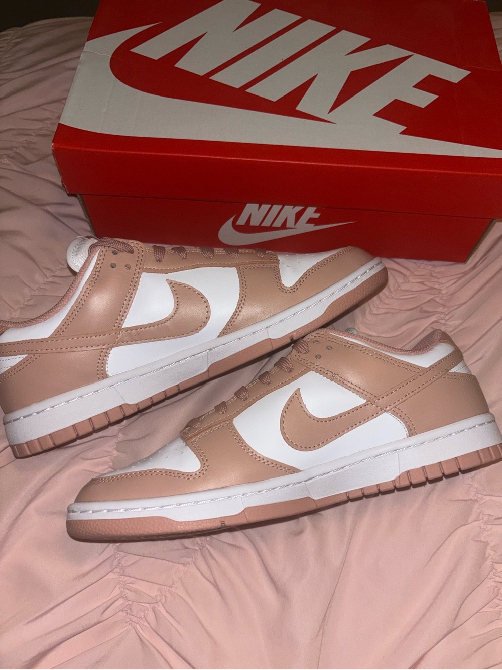 Nike Dunk Low - Rose Whisper